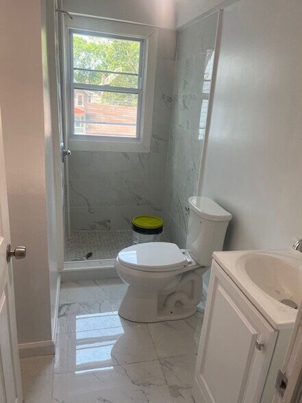 Building Photo - 78 Sullivan St