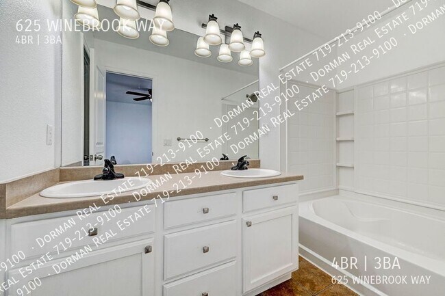 Building Photo - 625 Winebrook Way