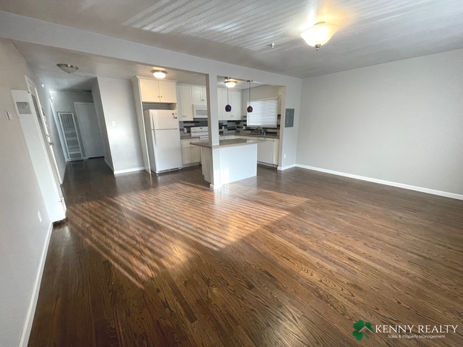 Building Photo - 316/318 Chapman Avenue - ALV01