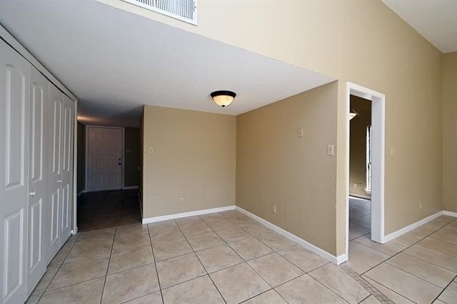 Building Photo - 4325 Ireland St