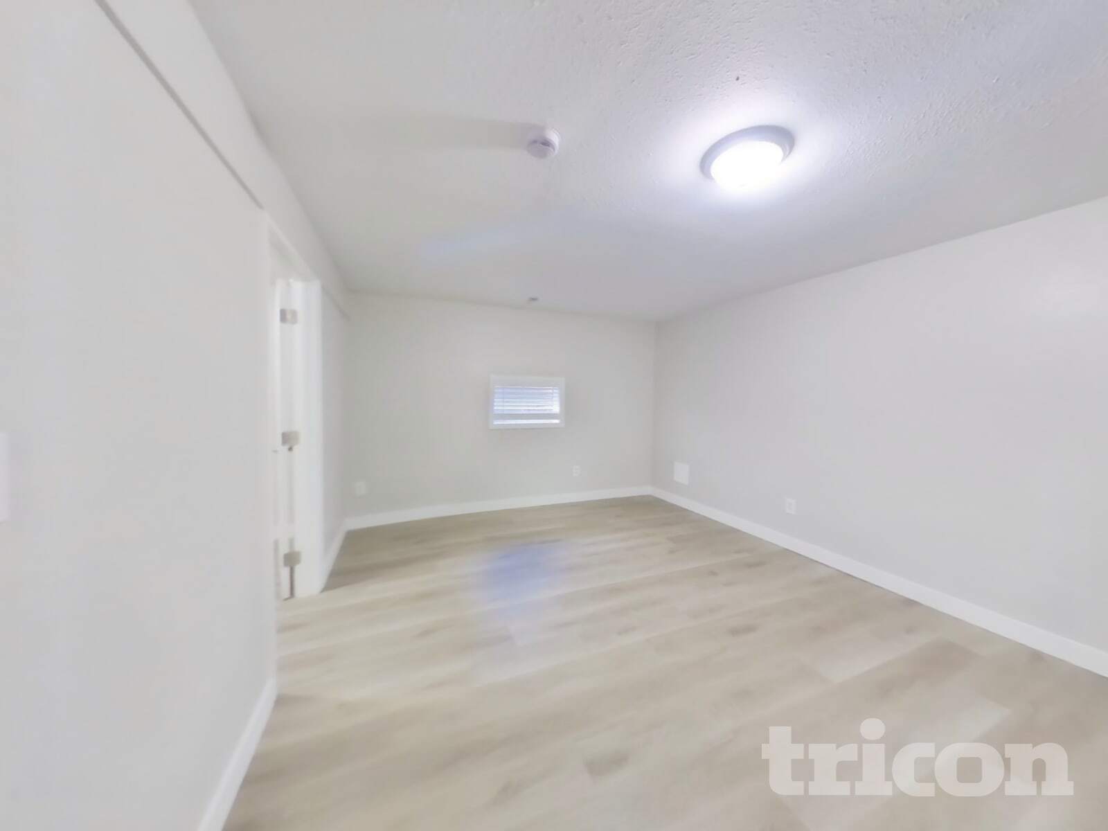 Building Photo - 505 E 40th St