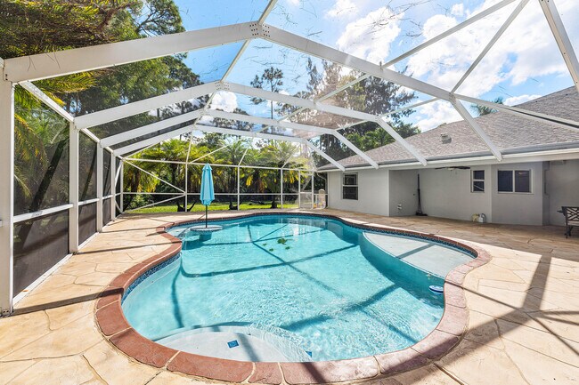 Building Photo - 14693 62nd Ct N