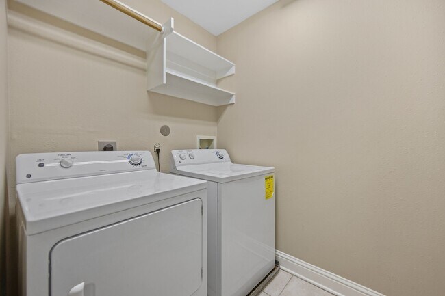 Building Photo - 20319 Arbolada Green Ct