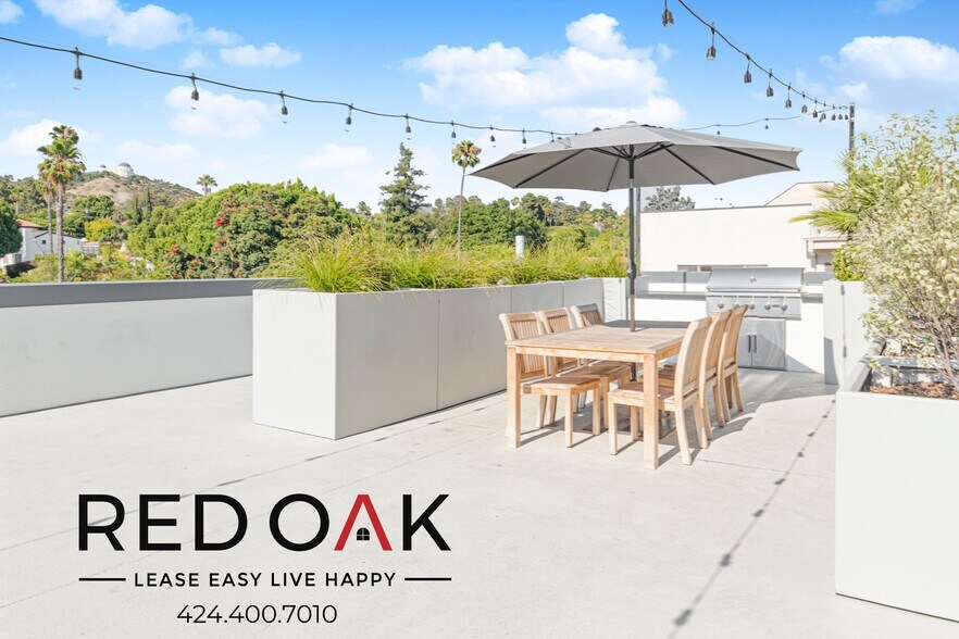 Building Photo - 1860 N Western Ave