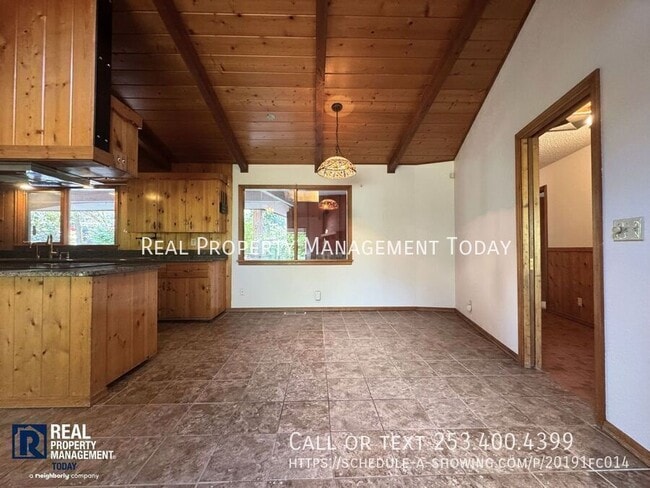 Building Photo - 10922 Greengate Ln SW