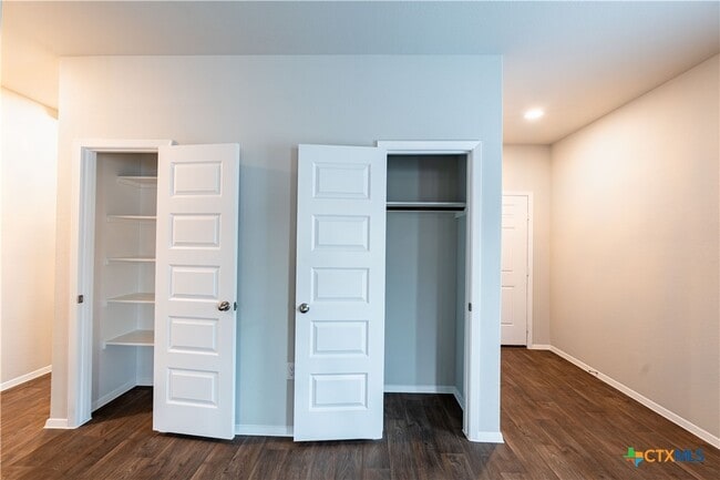 Building Photo - 11513 Murano Dr