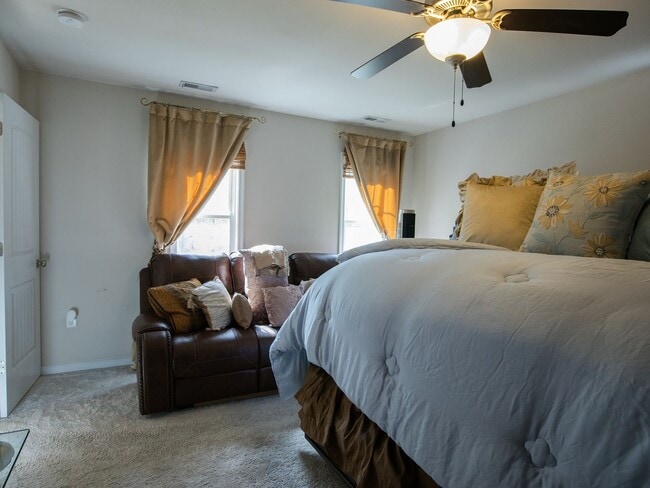 Building Photo - Stunning Shaker-Style 4-Bedroom Home in Chesterfield | Granite & Hardwoods!