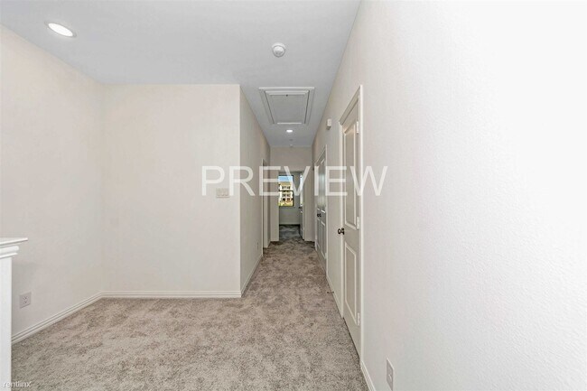 Building Photo - 3 br, 2.5 bath Townhome - 4413 Union Street