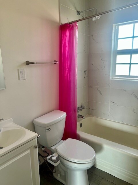 Building Photo - 5307 Roseland St