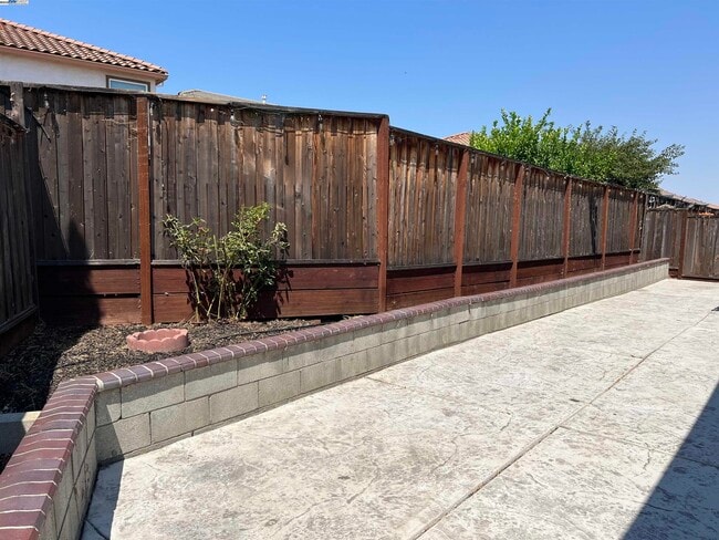 Building Photo - 5463 Alvar Lp