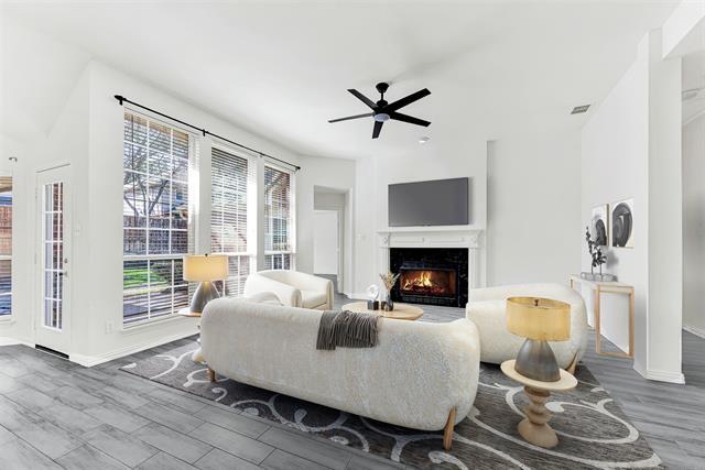 Building Photo - 1010 Westwood Ct