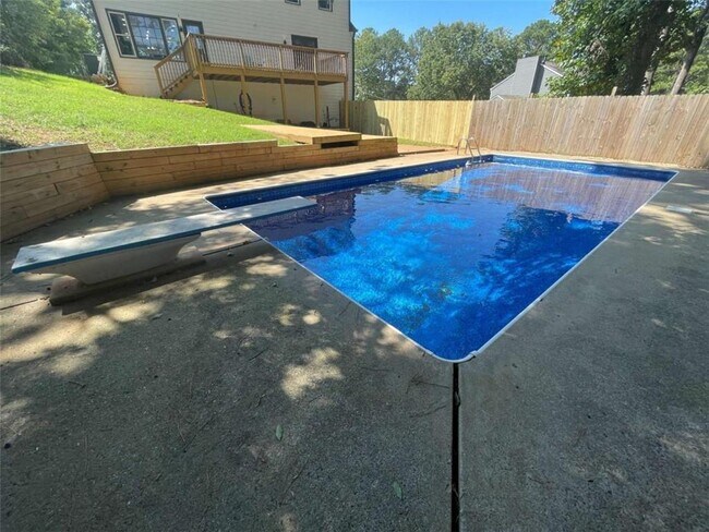 Building Photo - 759 Brownlee Ln