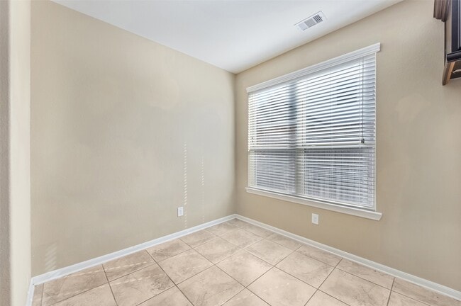 Building Photo - 204 Echo Brook Ln