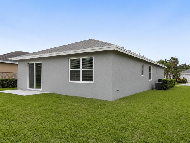 Building Photo - 125 Buffet Key