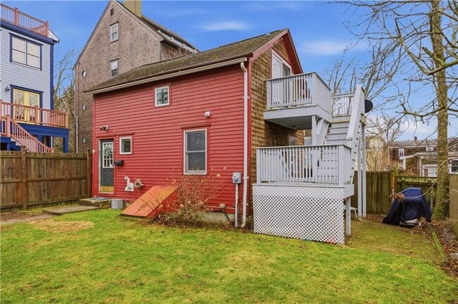 Building Photo - 9 Bacheller St