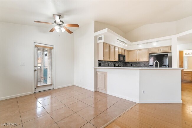 Building Photo - 368 Manti Pl