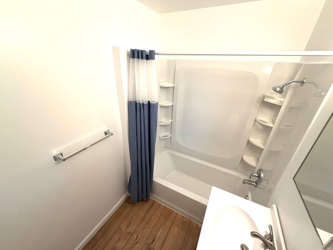 Building Photo - Private & Cozy Detached ADU in South Tahoe Park!