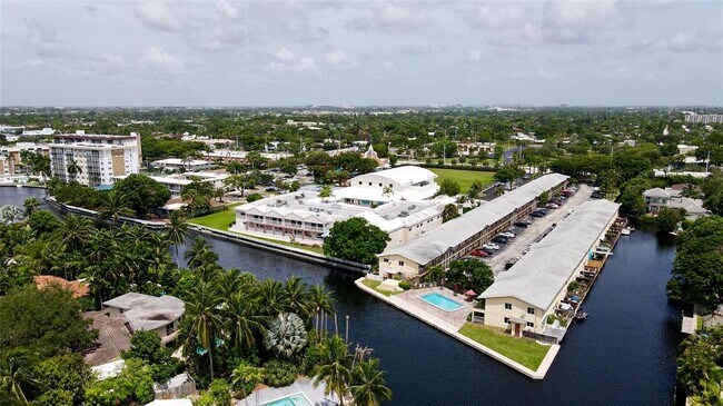 Three Rivers East - 1810 E Oakland Park Blvd