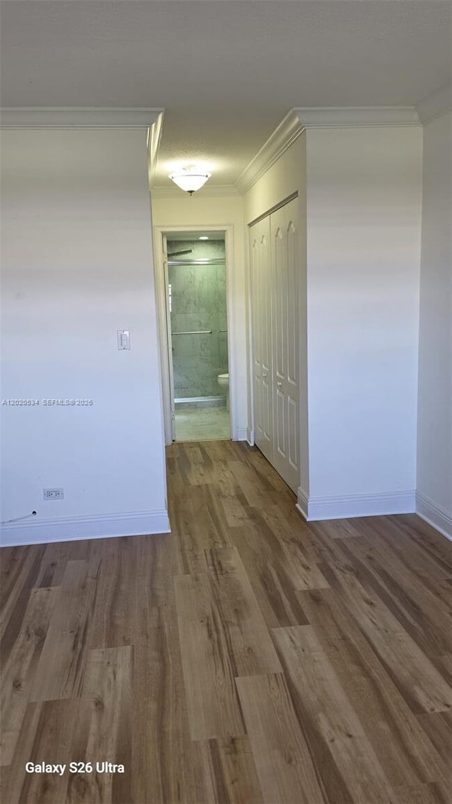 Building Photo - 8107 SW 72nd Ave