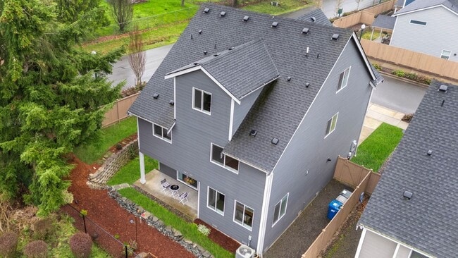 Building Photo - 4Bd/3.5Ba Covington House