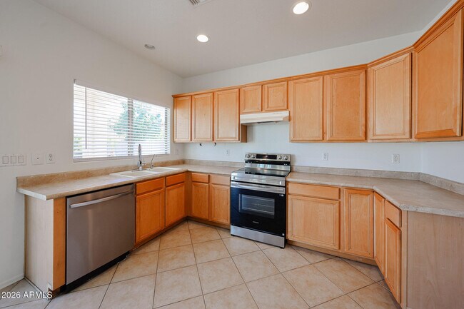 Building Photo - 14584 W Watson Ln