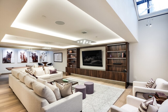 Building Photo - 126 Juan St