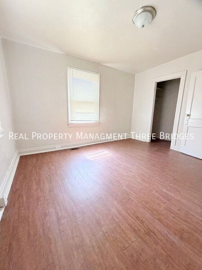 Building Photo - 8344 Eton Pl