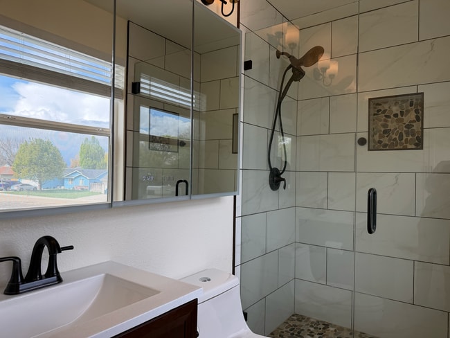 Building Photo - 8103 Waterfowl Ave