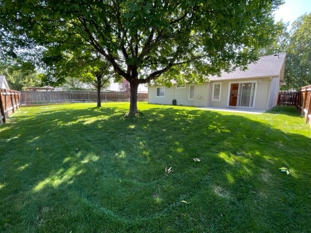 Building Photo - 10086 W Antietam St