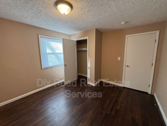 Building Photo - 3828 Angus Ln