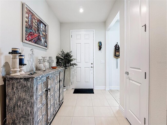 Building Photo - 6485 Shimmering Shrs Ln