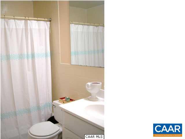 Building Photo - 144 Hessian Hills Cir