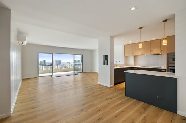 Building Photo - 999 Wilder Ave