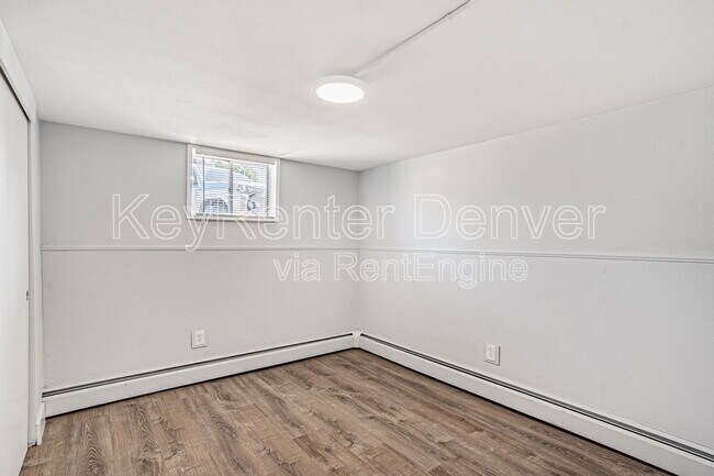 Building Photo - 1532 Perry St