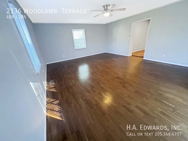 Building Photo - 2136 Woodland Terrace