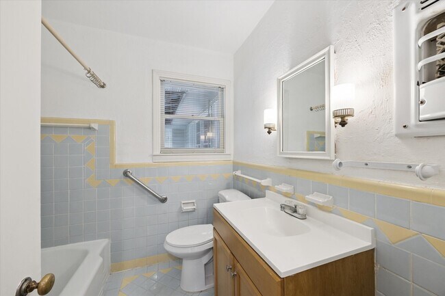 Building Photo - 4517 Park Ct