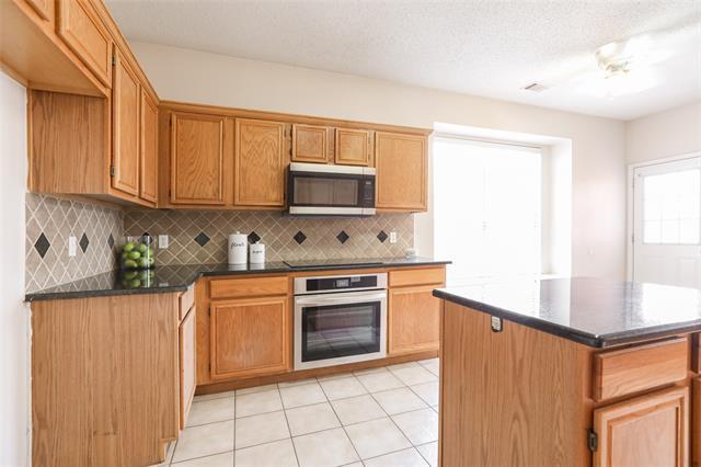 Building Photo - 206 Howley Ct
