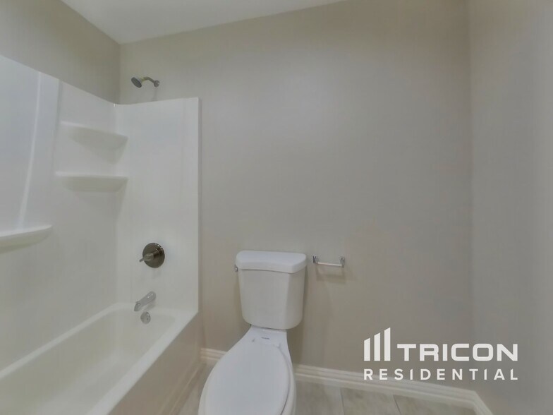 Building Photo - 1122 Heiden Ct