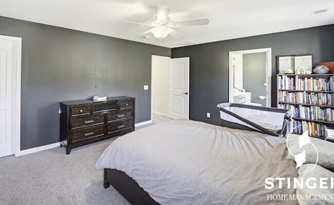 Building Photo - 100 Patriot Ct