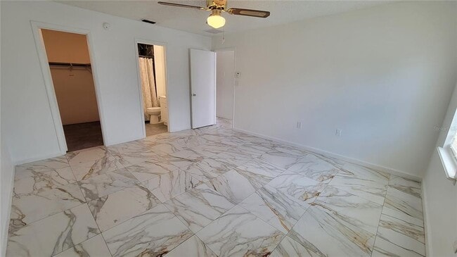 Building Photo - 3048 Bonkirk Dr