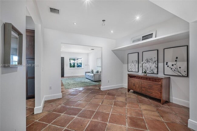 Building Photo - 4150 Ventura Ave