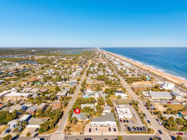 Building Photo - Historic Coquina Meets Modern Finishes 2 Bedroom 1 Bath Duplex in the Heart of Flagler Beach