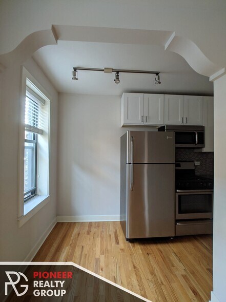 Building Photo - 2424 N Kedzie Blvd