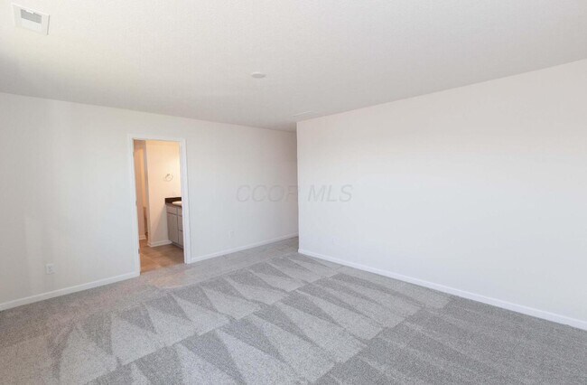 Building Photo - 105 Hutchison St