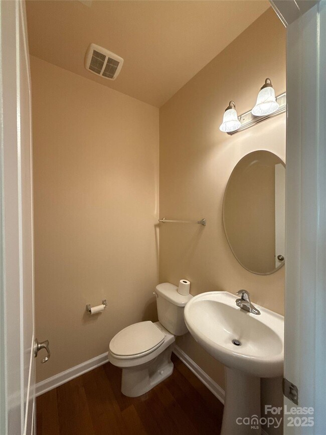 Building Photo - 134 Ashton Dr