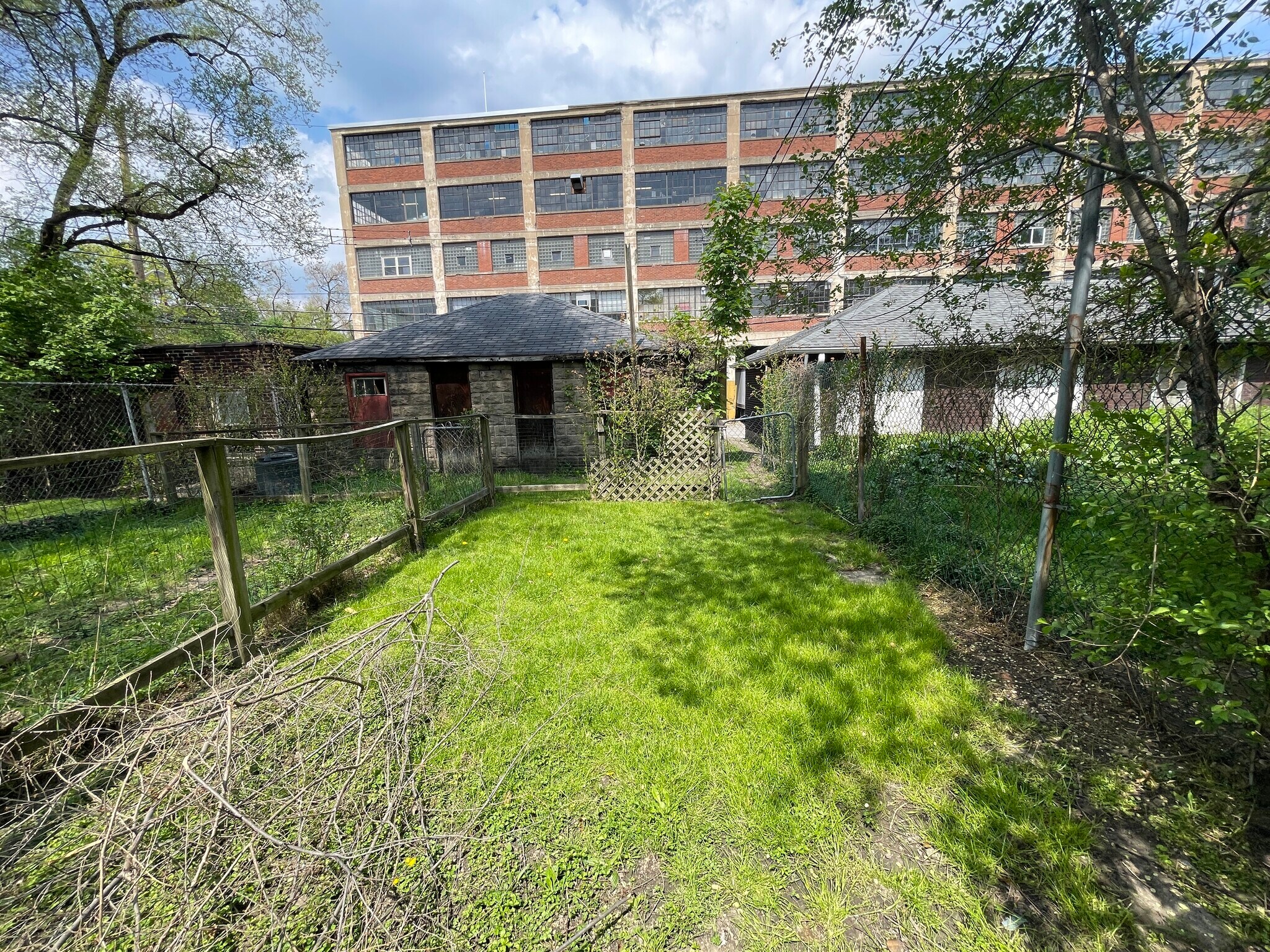 Building Photo - 6913 McPherson Blvd