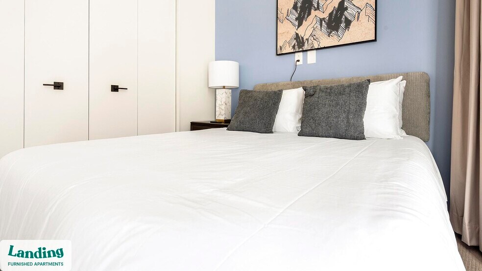 Building Photo - 143 E Commerce St