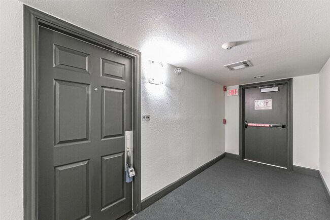 Building Photo - 1025 Swanson St