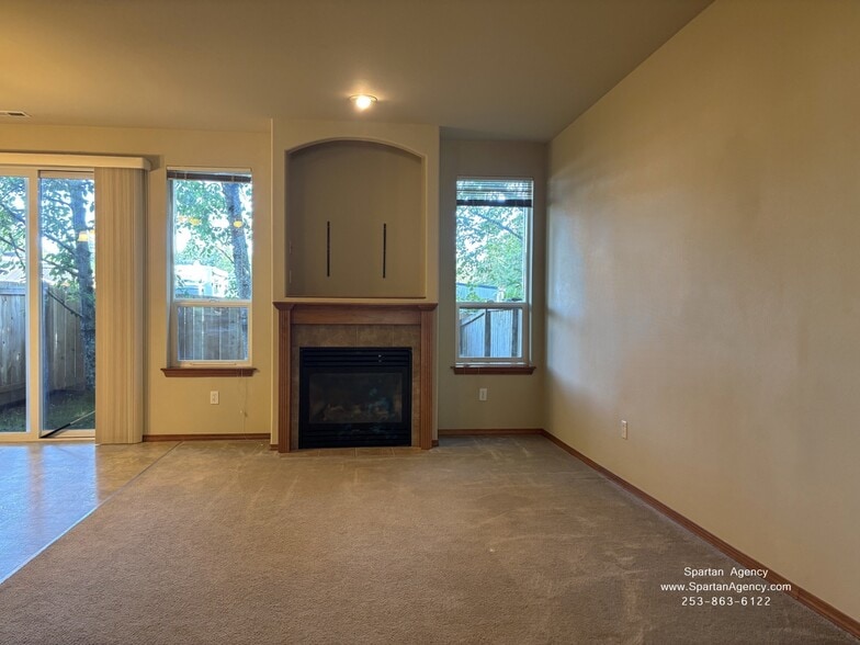 Building Photo - 21712 104th Street Ct E