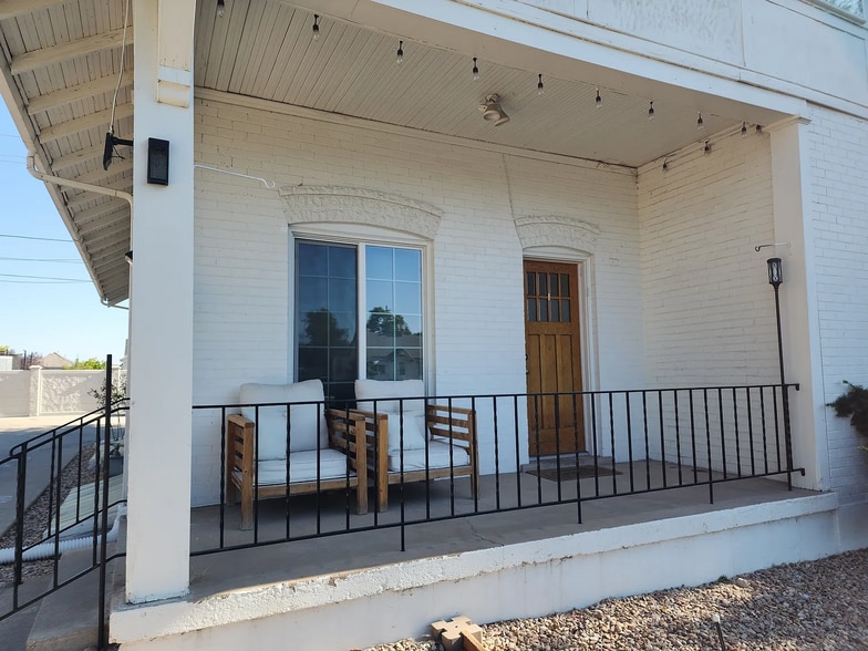 Building Photo - 163 W 400 S